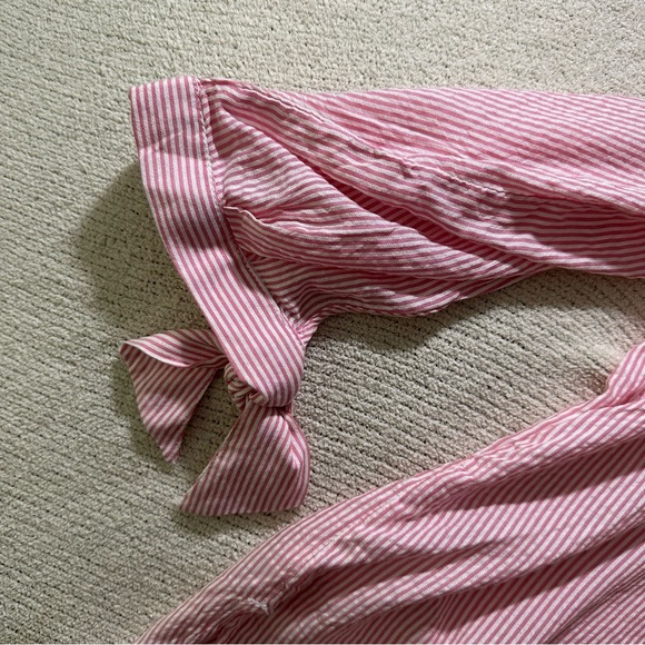 H&M linen striped tunic with cropped sleeves. Size 6. - Picture 3 of 3